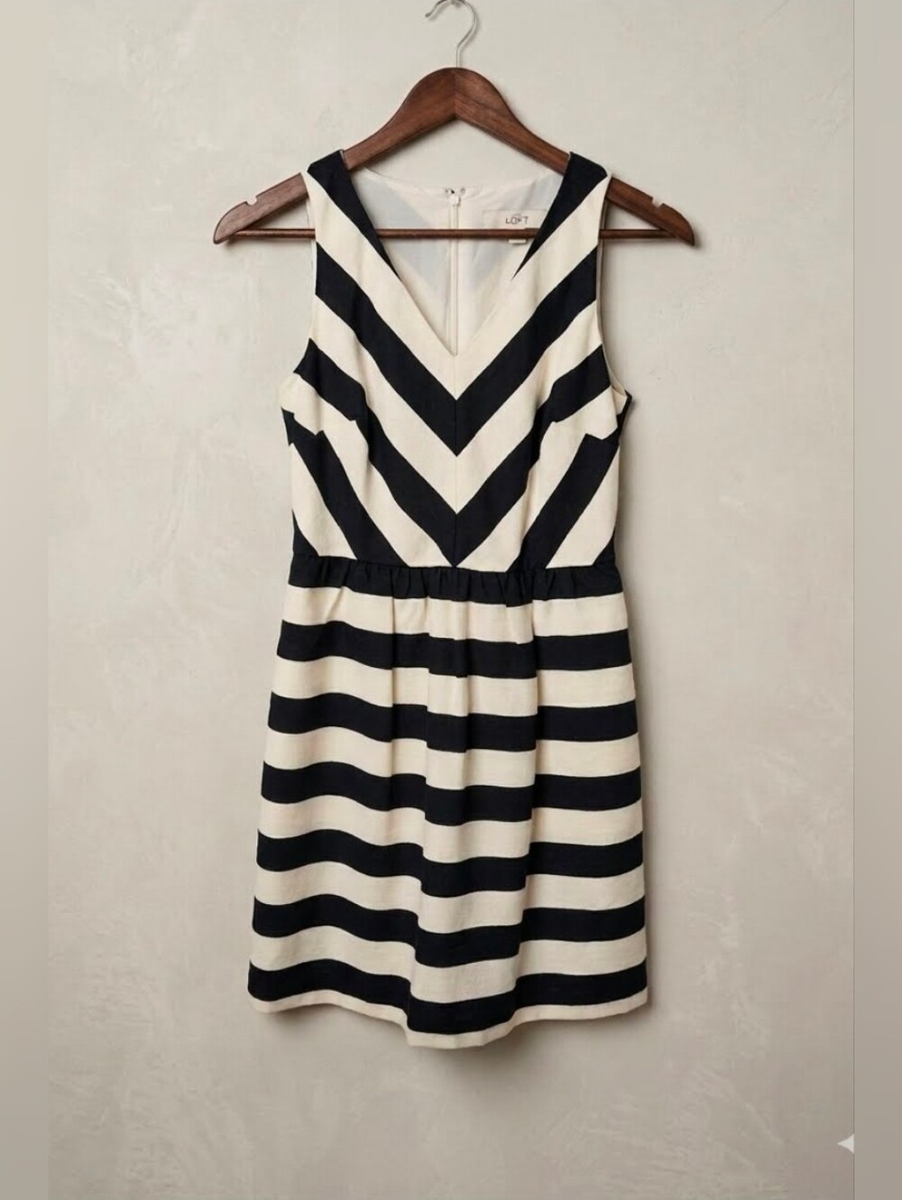 LOFT Black White Chevron Striped Fit Flare Dress with Pockets 0